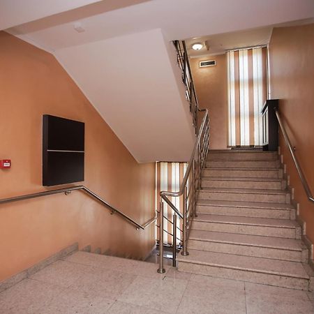 Hotel Beograd - Yu Lukavica エクステリア 写真