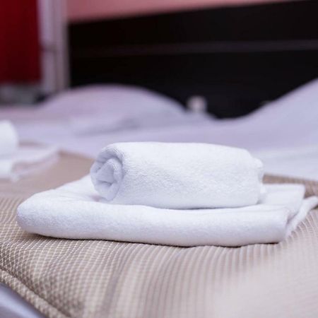 Hotel Beograd - Yu Lukavica エクステリア 写真