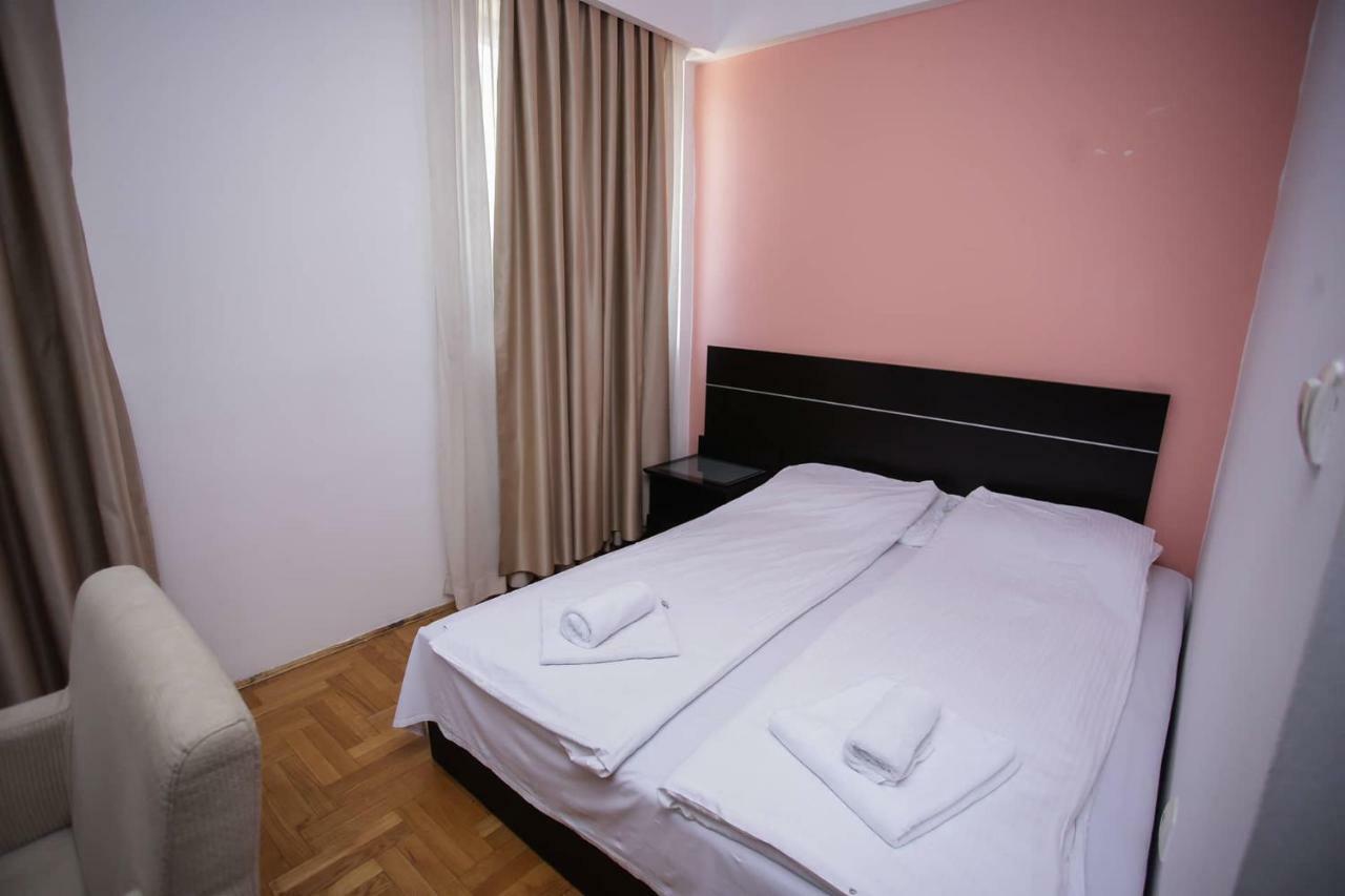 Hotel Beograd - Yu Lukavica エクステリア 写真