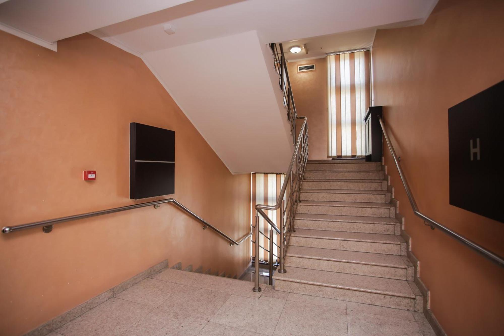 Hotel Beograd - Yu Lukavica エクステリア 写真